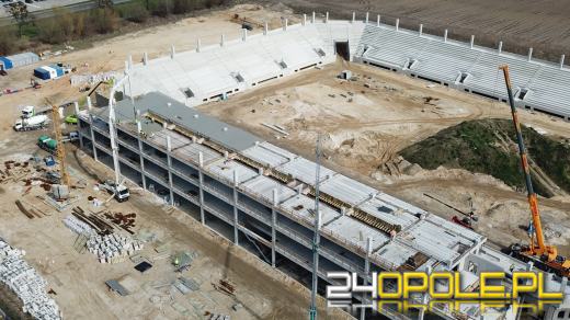 Stadion jeszcze urośnie, ale już widać jego podstawową bryłę