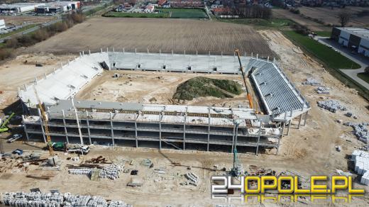 Stadion jeszcze urośnie, ale już widać jego podstawową bryłę