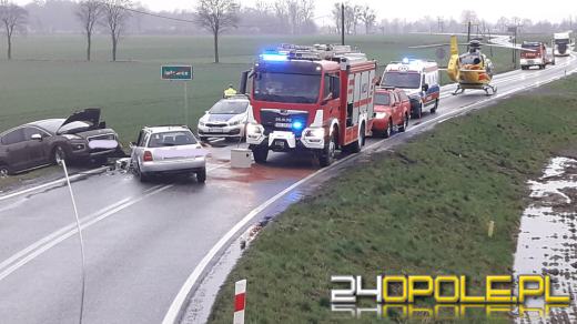 Wypadek w powiecie namysłowskim. Cztery osoby trafiły do szpitala