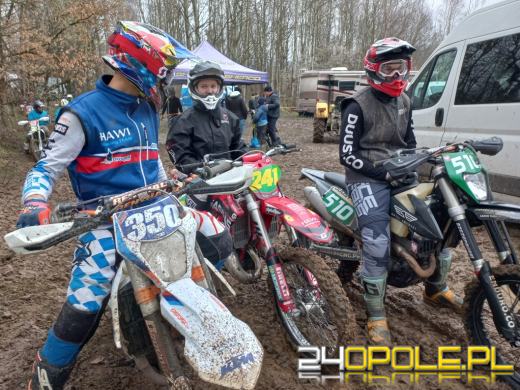 Motocykliści opolskiego HAWI Racing Team z sukcesami rozpoczęli sezon enduro