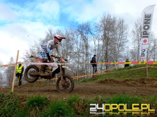 Motocykliści opolskiego HAWI Racing Team z sukcesami rozpoczęli sezon enduro