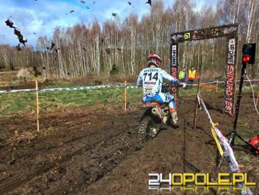 Motocykliści opolskiego HAWI Racing Team z sukcesami rozpoczęli sezon enduro