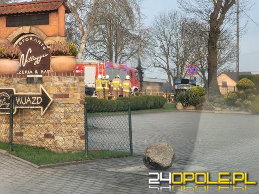 Przejechał skrzyżowanie i dachował. Wypadek w Izbicku