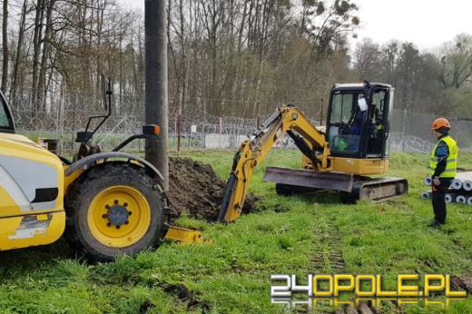Ruszyła instalacja bariery elektronicznej na granicy polsko-rosyjskiej
