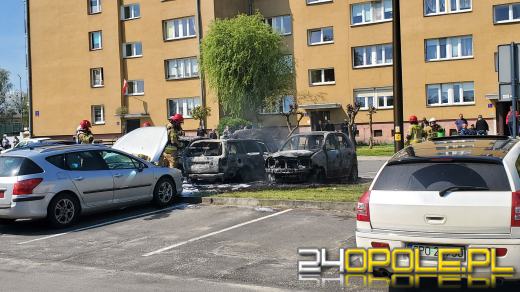 Trzy samochody osobowe spłonęły w Tułowicach