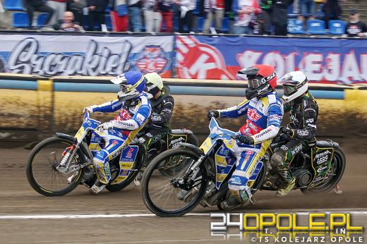 Niedzielny mecz -OK Bedmet Kolejarz Opole - Metalika Recycling Kolejarz Rawicz