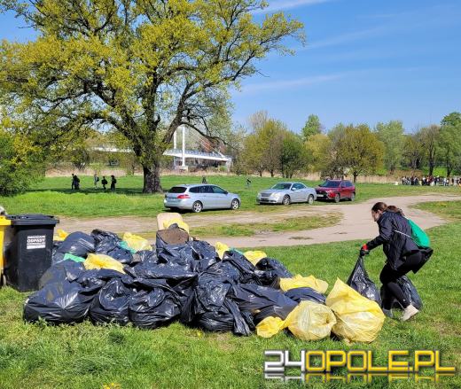 Pierwsze tony śmieci wyłowione z Odry!