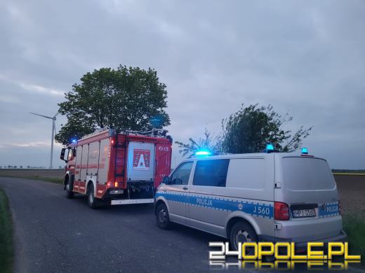 Auto wypadło z drogi. Kiedy przyjechały służby, nie zastały podróżujących