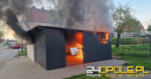 Długi weekend z pożarami śmietników. Strażacy z Kędzierzyna-Koźla interweniowali ponownie