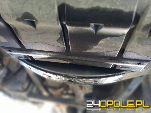 Przeładowany "bus" w fatalnym stanie technicznym