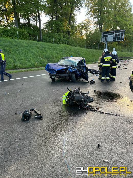 Zderzenie samochodu osobowego z ciężarowym na opolskim odcinku A4