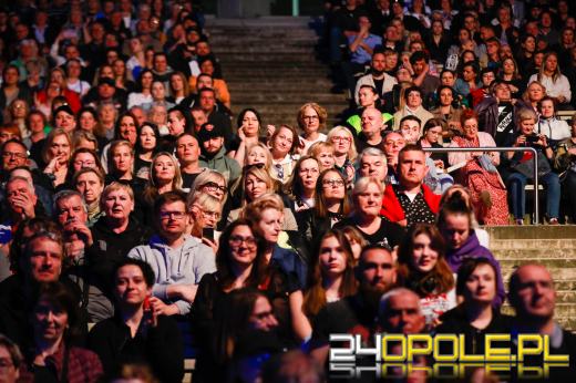 Opolanie świetnie bawili się w amfiteatrze na koncercie "Obywatele Republiki"