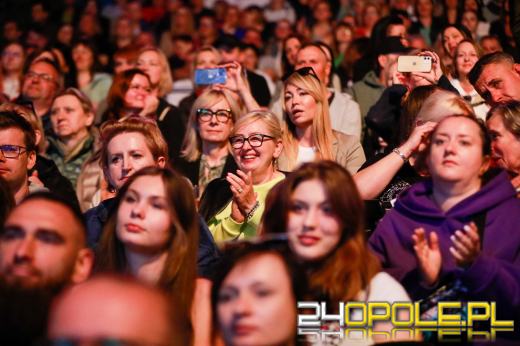 Opolanie świetnie bawili się w amfiteatrze na koncercie "Obywatele Republiki"