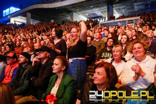 Opolanie świetnie bawili się w amfiteatrze na koncercie "Obywatele Republiki"