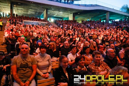 Opolanie świetnie bawili się w amfiteatrze na koncercie "Obywatele Republiki"