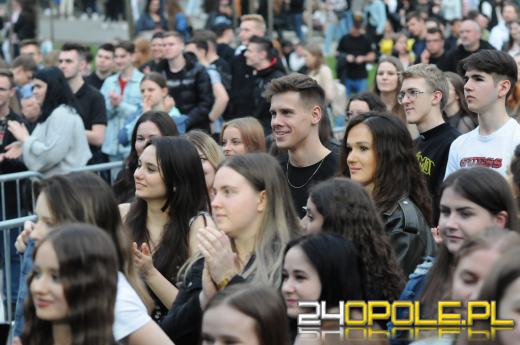 Studenci i nie tylko świetnie bawią się na piastonaliowych koncertach