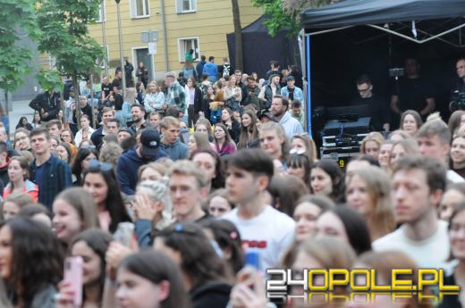 Studenci i nie tylko świetnie bawią się na piastonaliowych koncertach