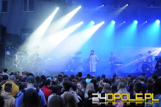 Studenci i nie tylko świetnie bawią się na piastonaliowych koncertach