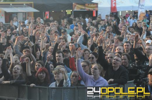 Politechnika Opolska rozpoczęła swoją część Piastonaliów. Tłumy na błoniach!