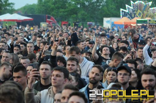 Politechnika Opolska rozpoczęła swoją część Piastonaliów. Tłumy na błoniach!