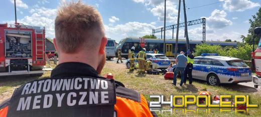 Na niestrzeżonym przejeździe kolejowym, pociąg uderzył w autobus szkolny - to tylko ćwiczenia