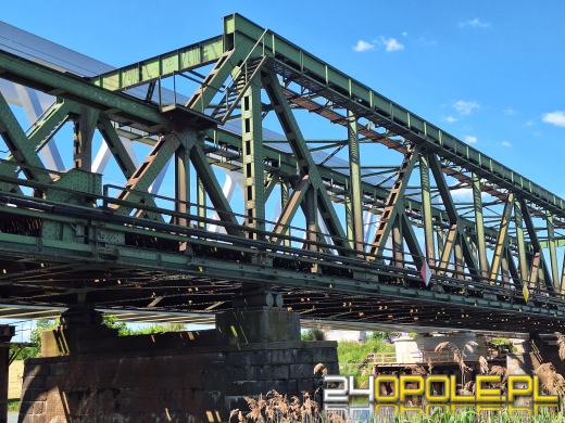 Ponad stuletni most kolejowy w Opolu zostanie w części zachowany