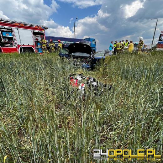 Wypadek z udziałem jednośladu w powiecie kluczborskim. Lądował LPR