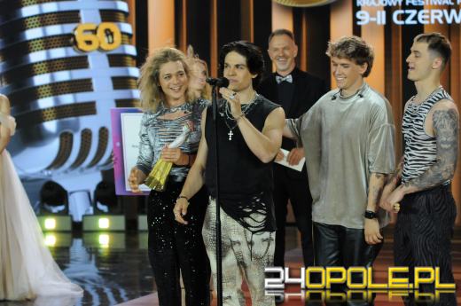 Karolinka dla "Szminki" zespołu Felivers