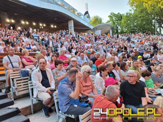 To ostatni dzień festiwalu. Opolski amfiteatr wypełniły legendy polskiej sceny