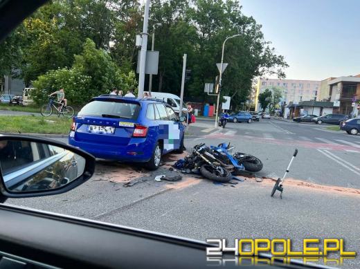 Zderzenie auta z motocyklem w Opolu. Jedna osoba została ranna
