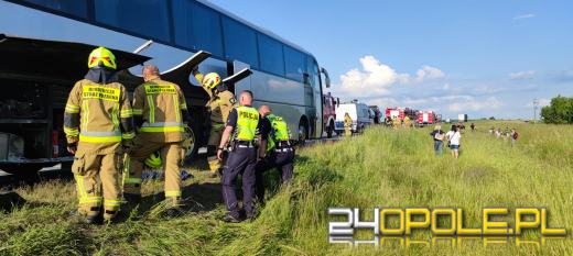 Pożar autokaru na A4. Przewoził dzieci