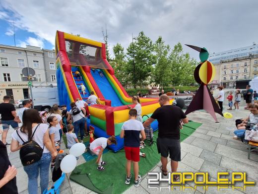 Trwa XII Piknik Rodzinny na Placu Kopernika