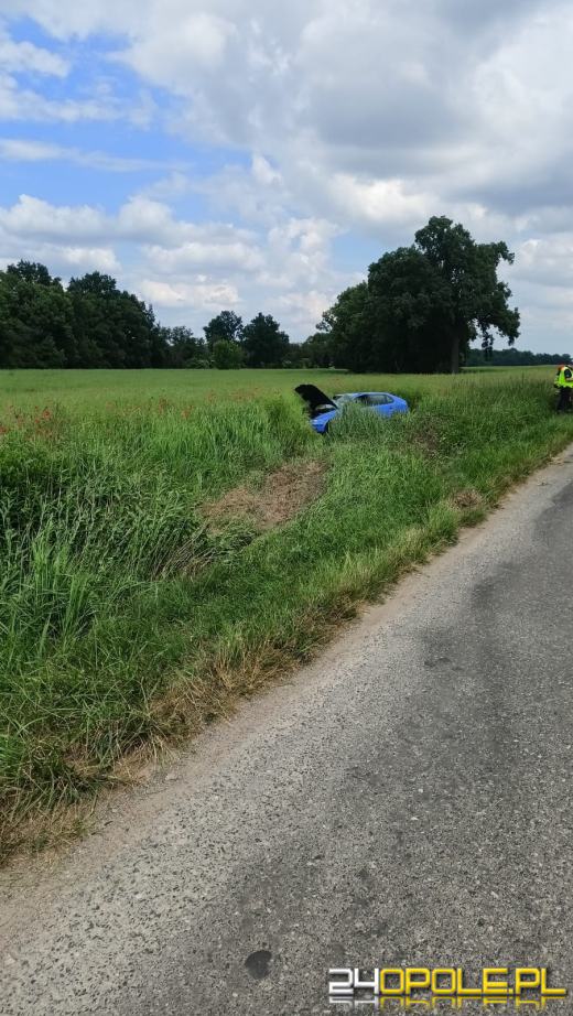 Dachowanie w powiecie namysłowskim. Ranna kobieta trafiła do szpitala