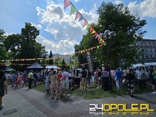 Na Placu Wolności w Opolu trwa 28 Festyn Fundacji Dom