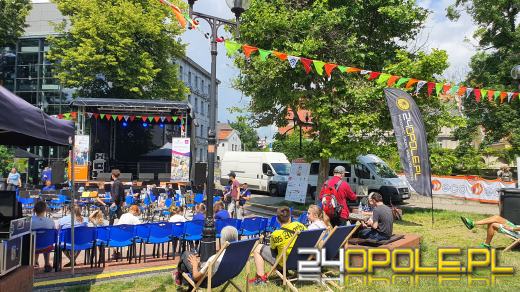 Na Placu Wolności w Opolu trwa 28 Festyn Fundacji Dom
