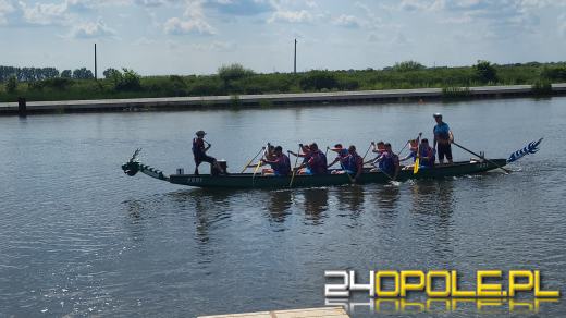 Regaty smoczych łodzi zdominowały festyn w Opolu-Groszowicach