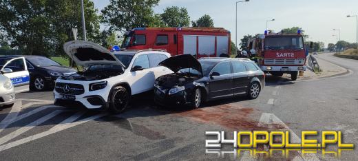 Niebezpiecznie w powiecie nyskim. Na obwodnicy Otmuchowa zderzyły się pojazdy