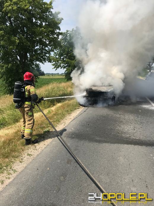 Pożar samochodu osobowego w Namysłowie