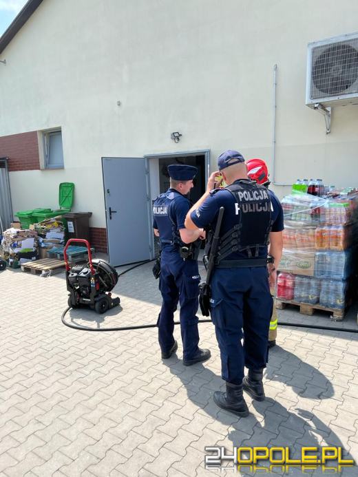 Klient zapobiegł rozprzestrzenieniu się pożaru w sklepie