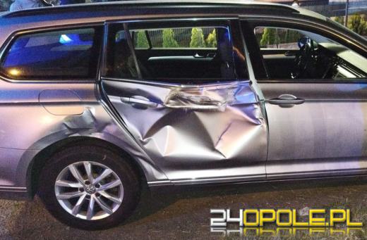 Osobówka zderzyła się z pociągiem technicznym 