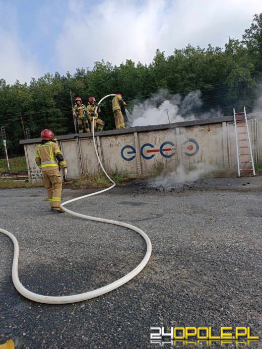 Pożar miału w składzie towarowym w gminie Kluczbork