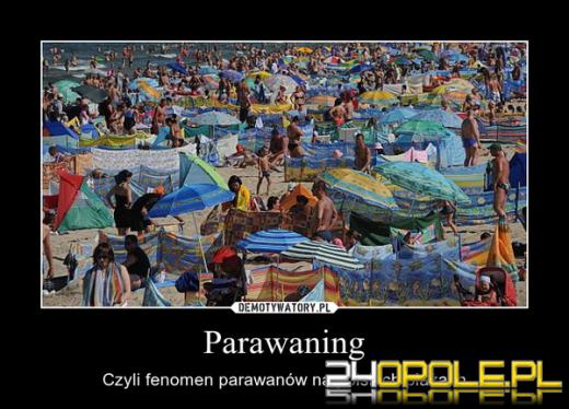 "Janusz i Grażyna" nad morzem. Internet w szydzeniu z plażowiczów jest bezlitosny