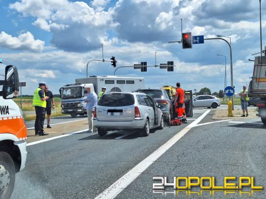 Utrudnienia na wjeździe na obwodnicę Opola. Doszło do zderzenia pojazdów