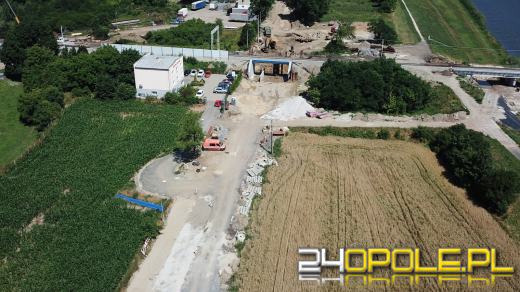 Krapkowicka w remoncie. Kiedy przejedziemy pod poszerzonym wiaduktem?