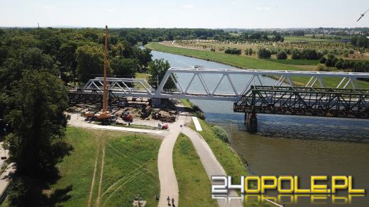 Zielony most kolejowy był wizytówką Parku Nadodrzańskiego. Właśnie znika