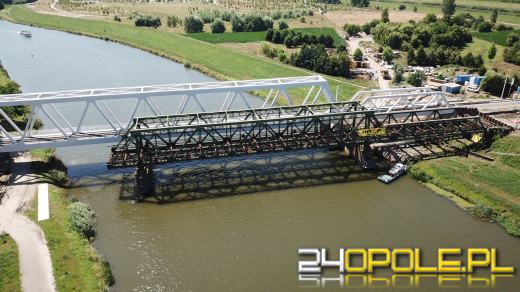 Zielony most kolejowy był wizytówką Parku Nadodrzańskiego. Właśnie znika