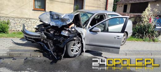 Wypadek w Strzelcach Opolskich spowodował duże utrudnienia dla kierowców