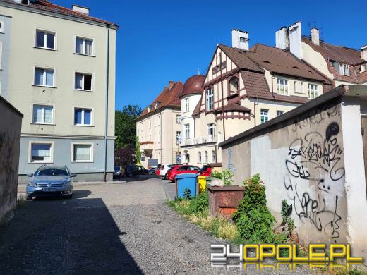 Opole od podwórka strony