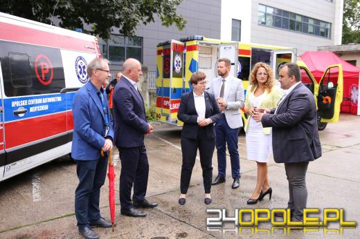 Lądowisko przy neuropsychiatrii ze specjalnym ambulansem