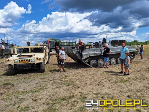 Trwa Zlot Pojazdów Militarnych na poligonie w Winowie
